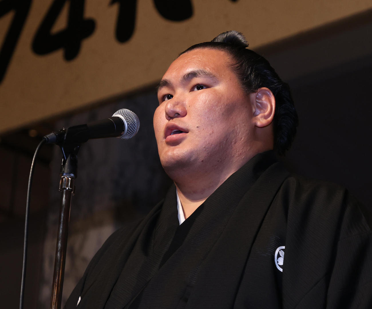 謝辞を述べる豊昇龍（代表撮影）