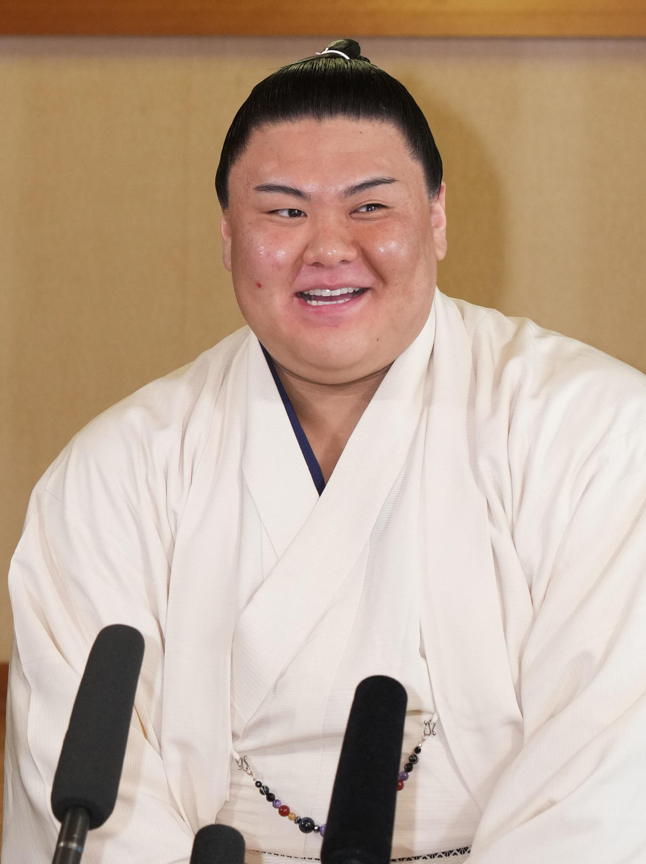 番付発表会見をする草野（撮影・森本幸一）