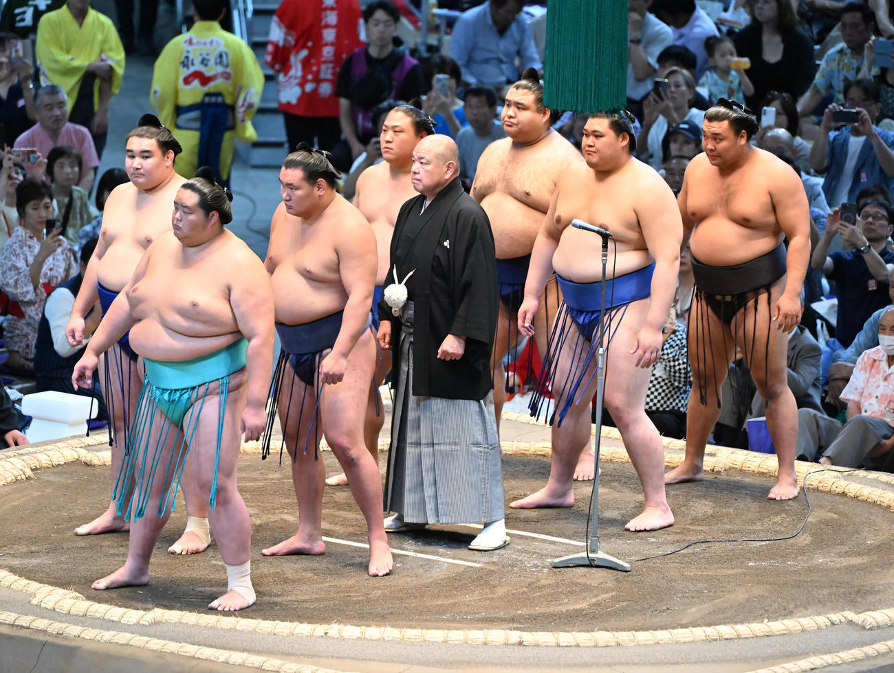 協会あいさつを行う八角理事長（撮影・和賀正仁）