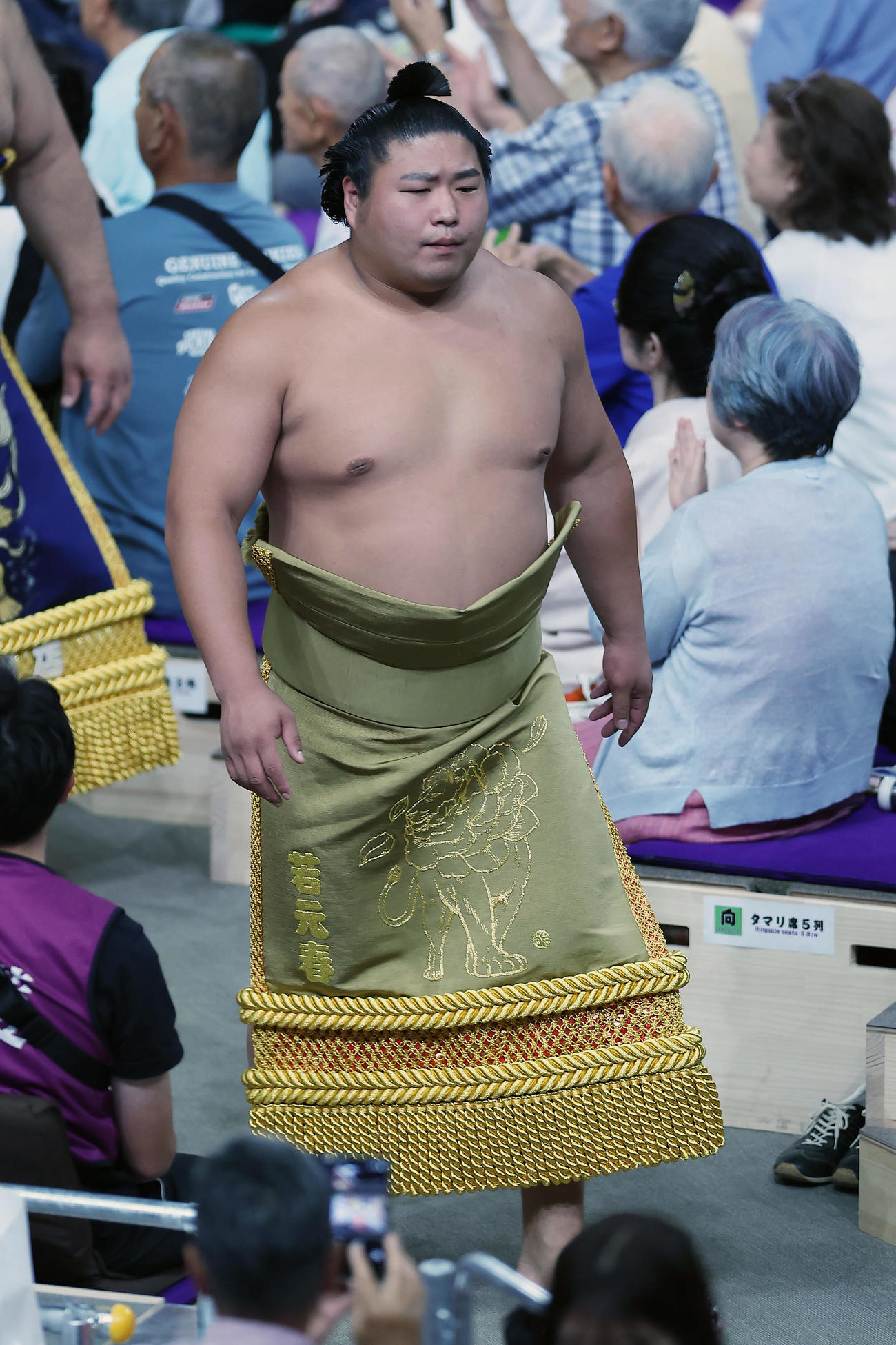 土俵入りした若元春（撮影・前田充）