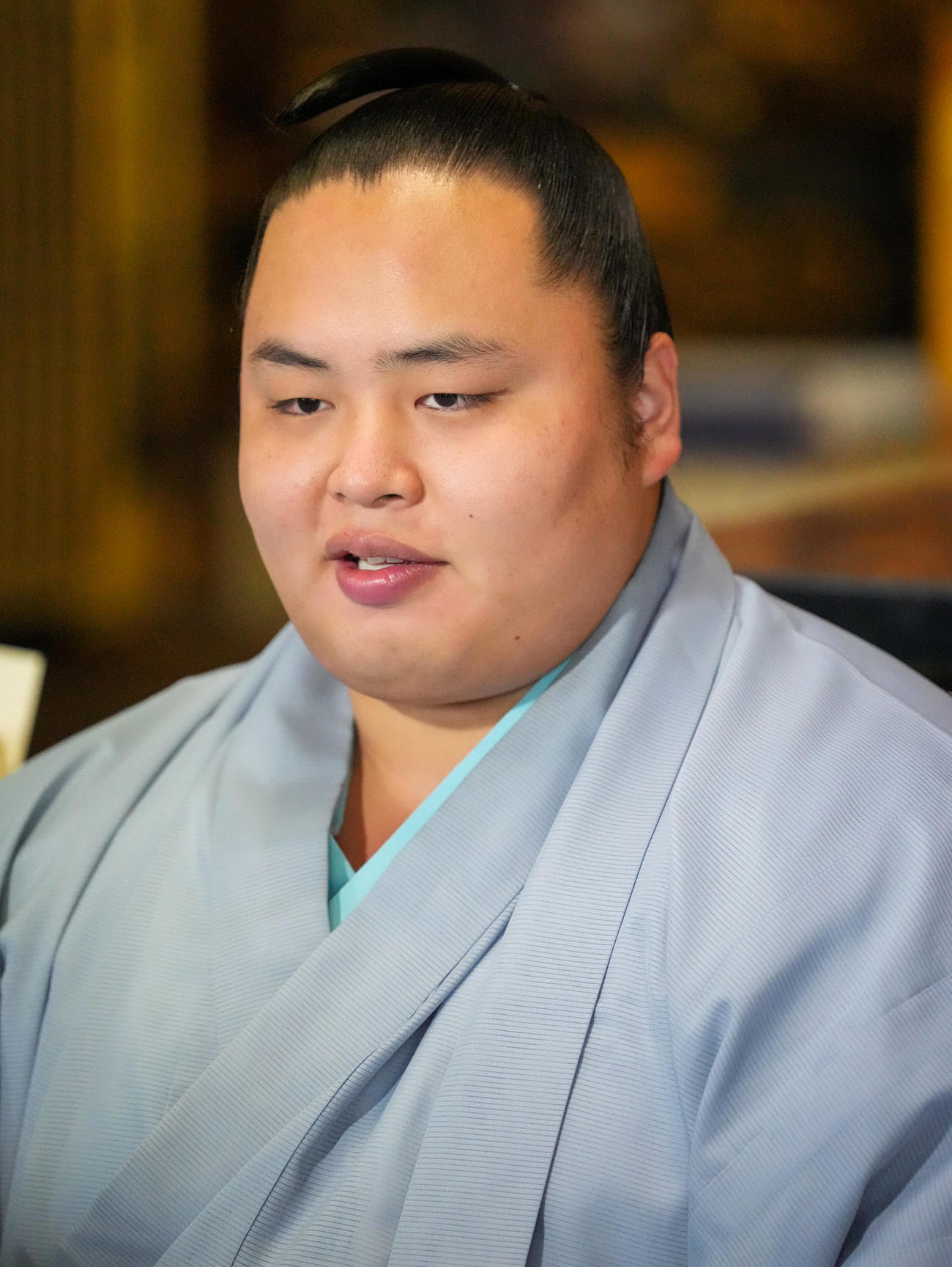優勝一夜明け会見に臨む琴勝峰（撮影・小沢裕）