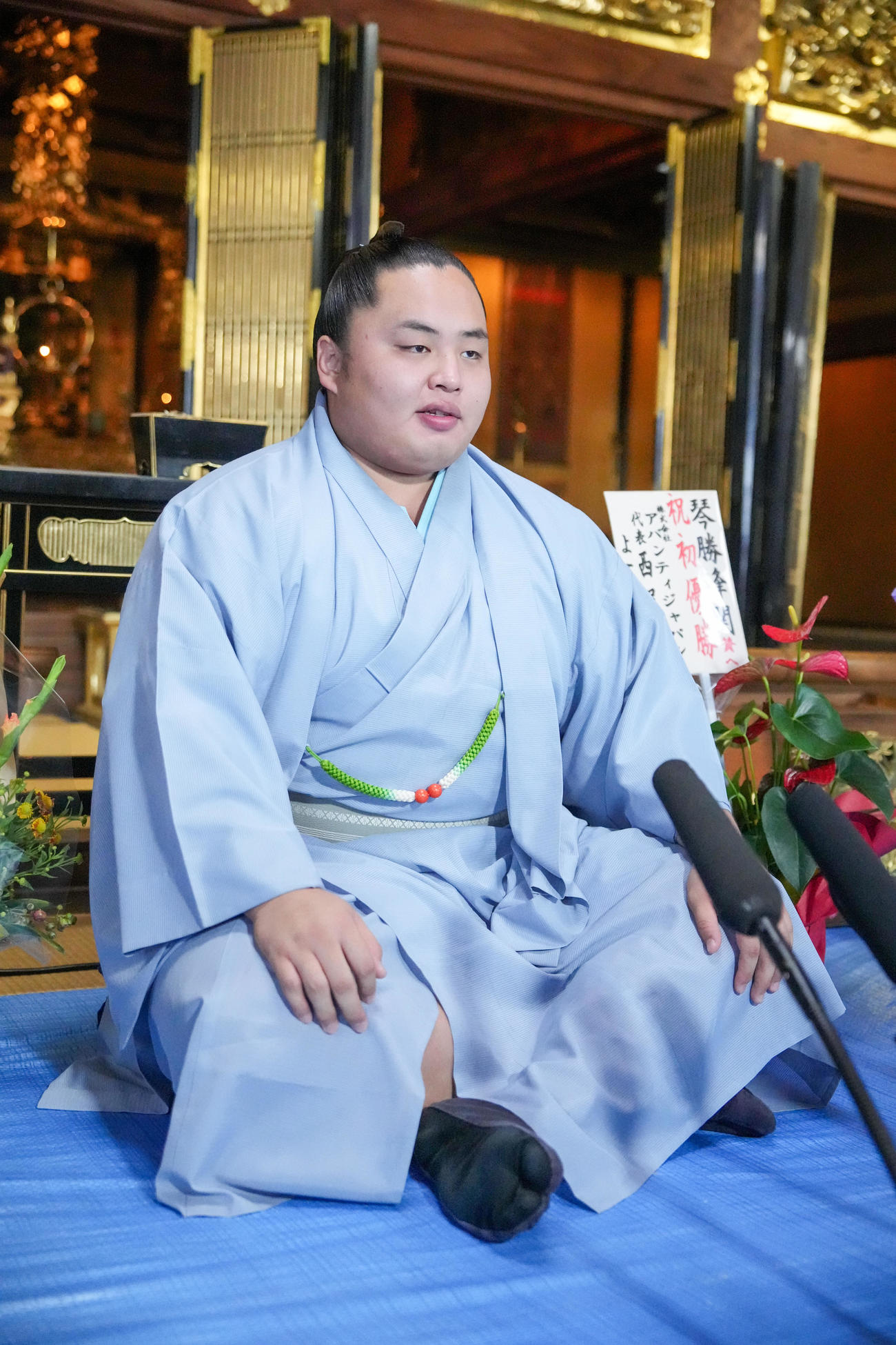 優勝一夜明け会見に臨む琴勝峰（撮影・小沢裕）