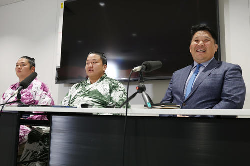 高砂部屋で46年ぶり「トリプル十両昇進」石崎改め朝翠龍＆朝白龍＆朝