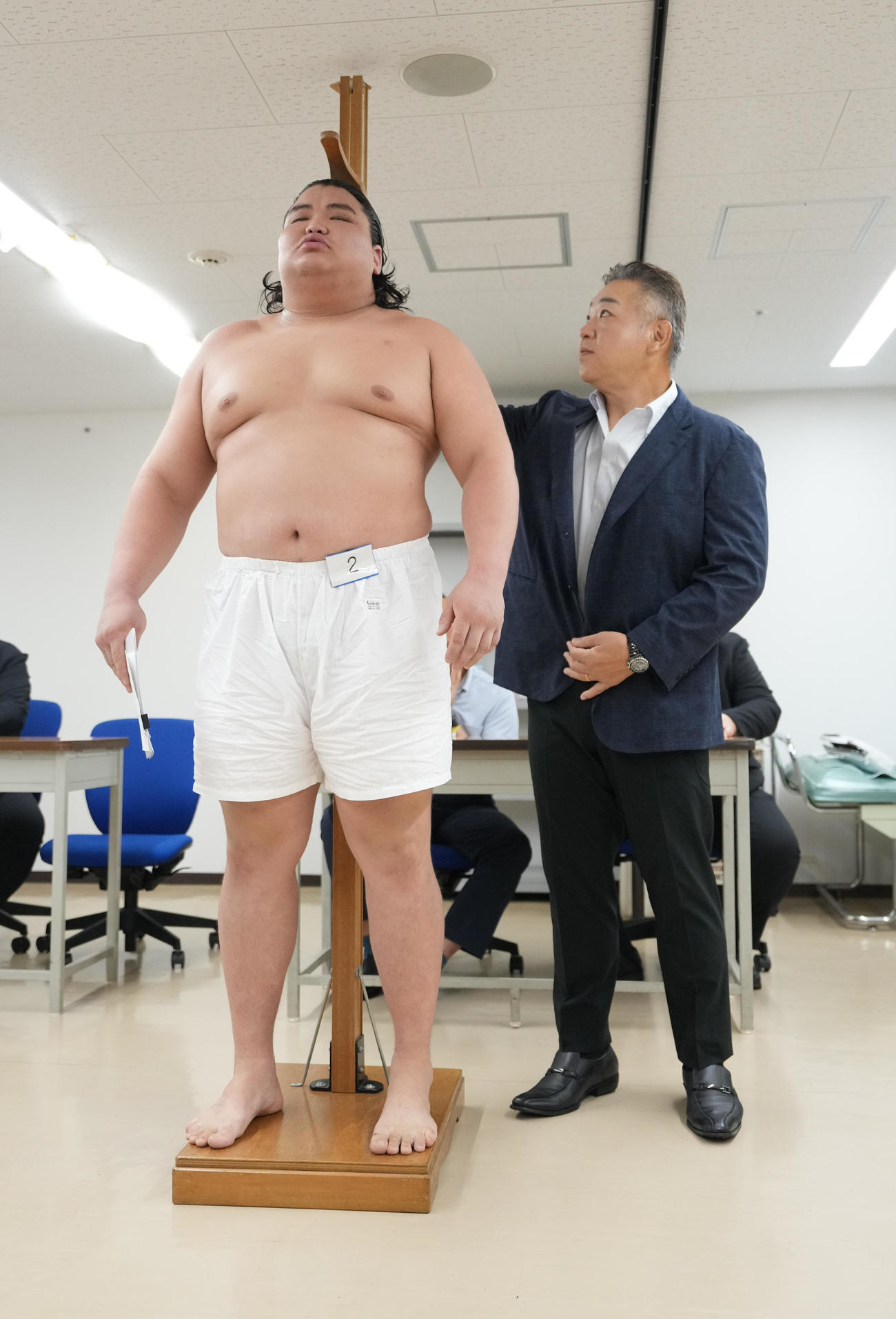 新弟子検査に臨む伊勢ケ浜部屋のバトツェツェゲ・オチルサイハン（撮影・小沢裕）