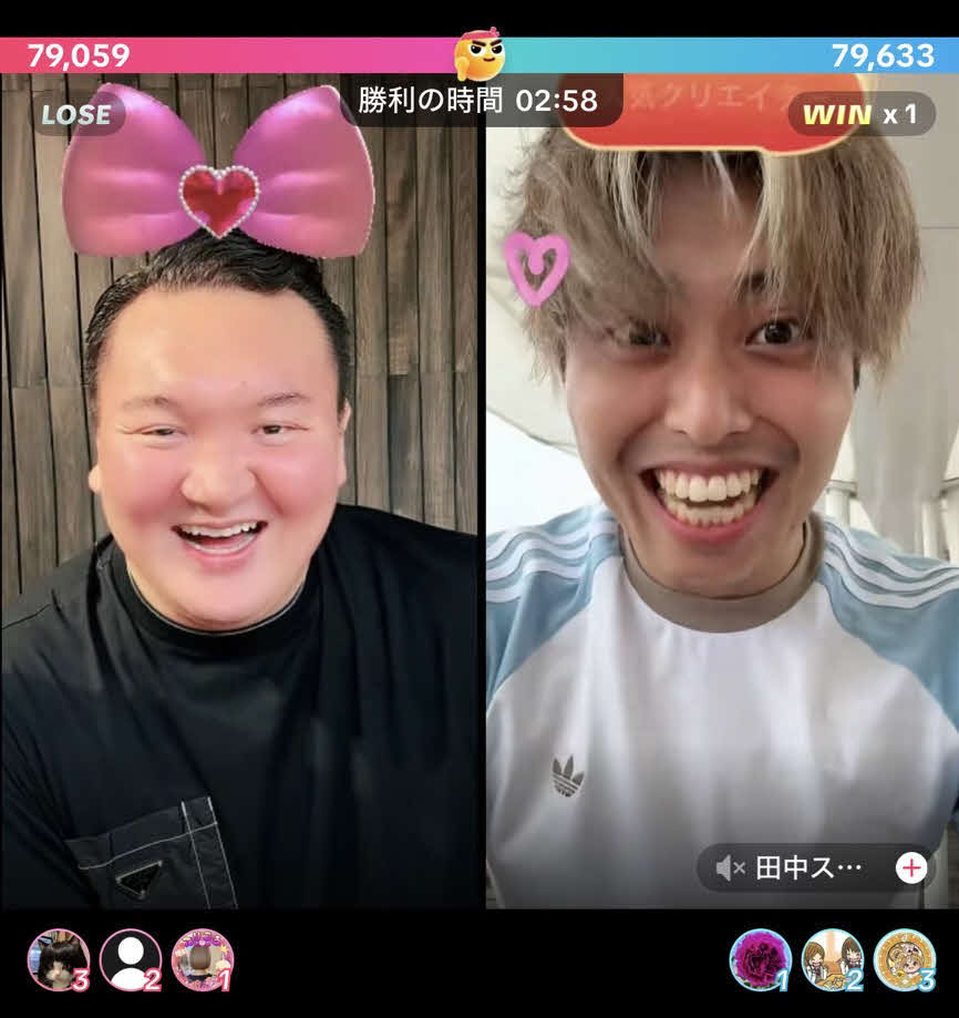 TikTok生配信で田中スバル（右）とギフト対決を行った白鵬翔さん