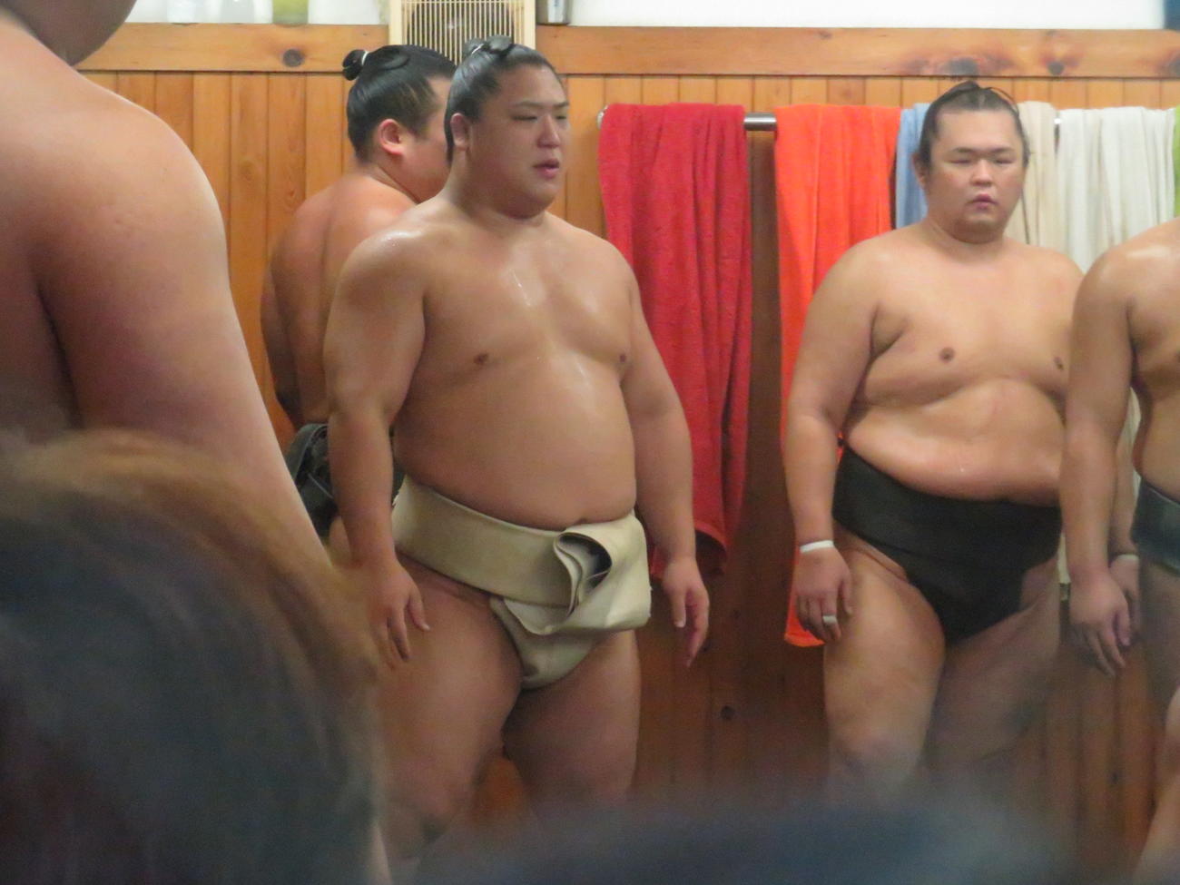 秋場所前の本格的な稽古を打ち上げた若隆景
