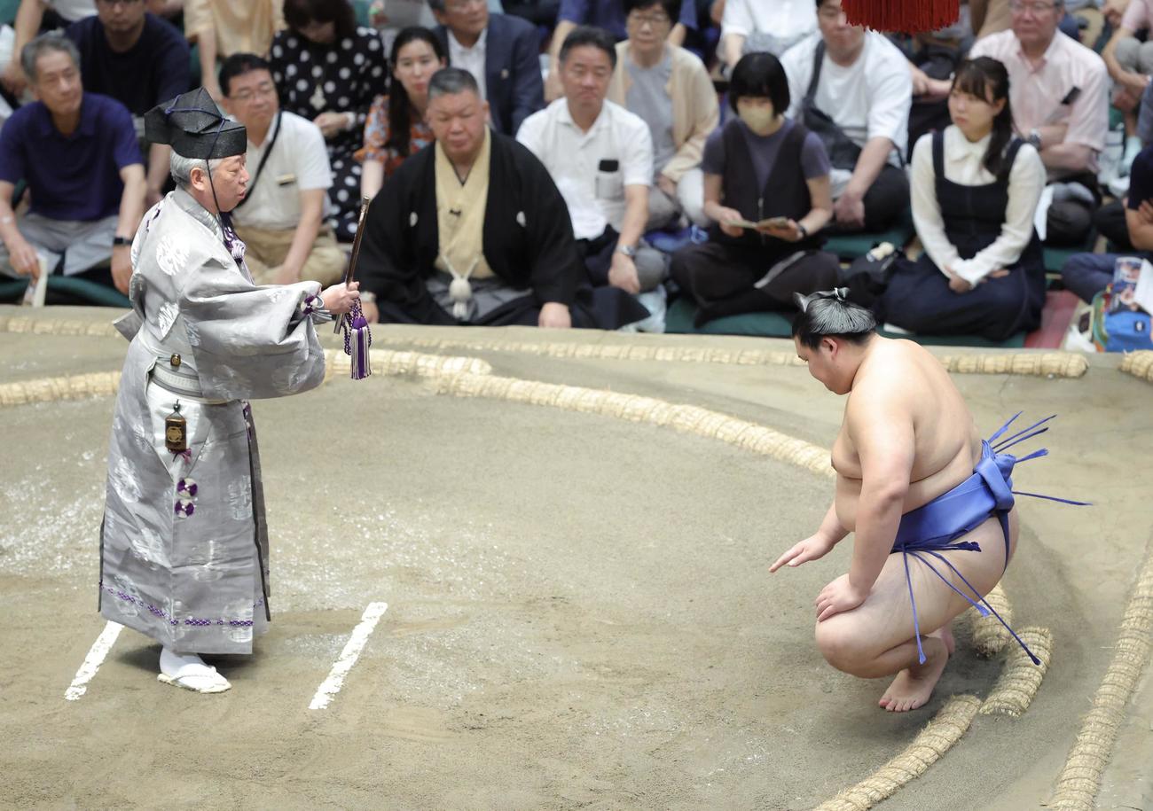 琴桜の休場により、大の里の不戦勝となる（撮影・河田真司）