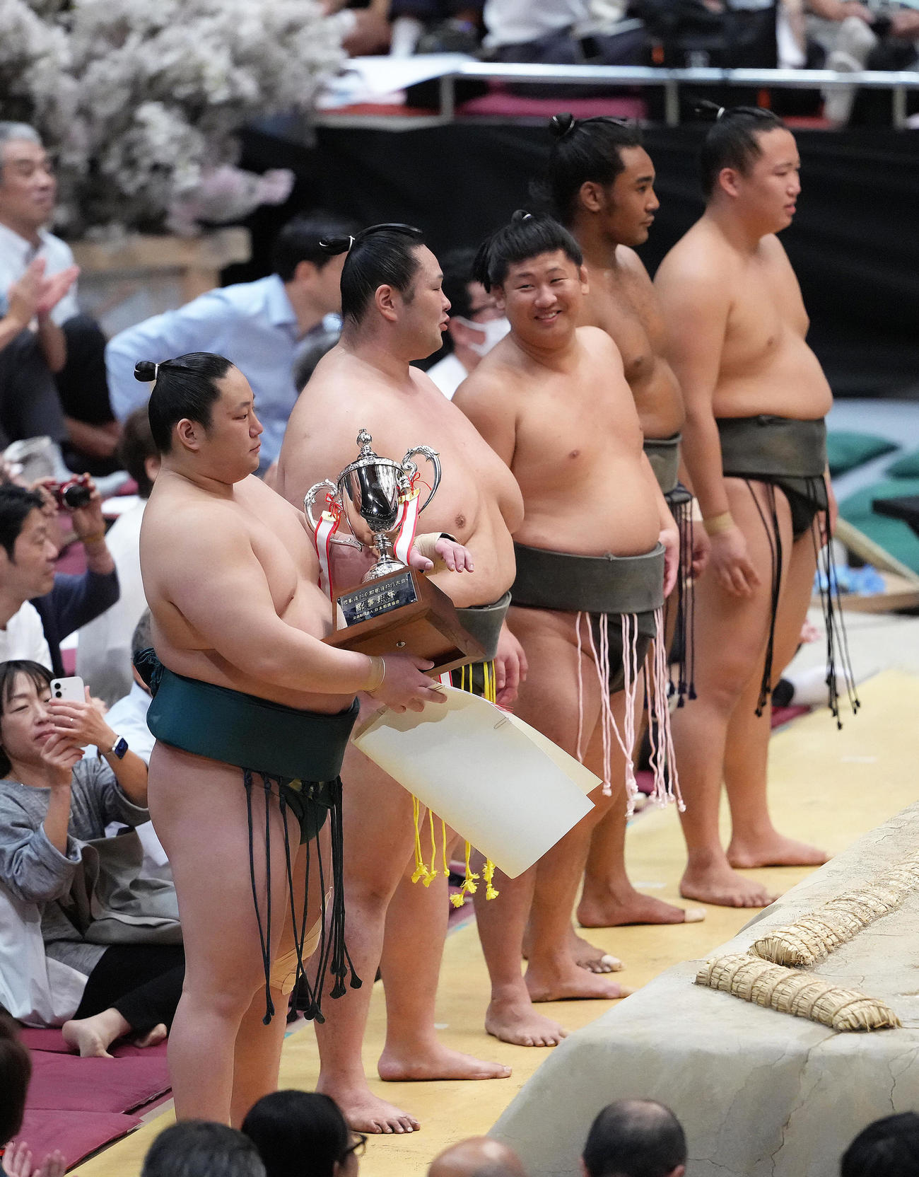 「一門別選抜団体トーナメント戦」で優勝した出羽海A（撮影・足立雅史）