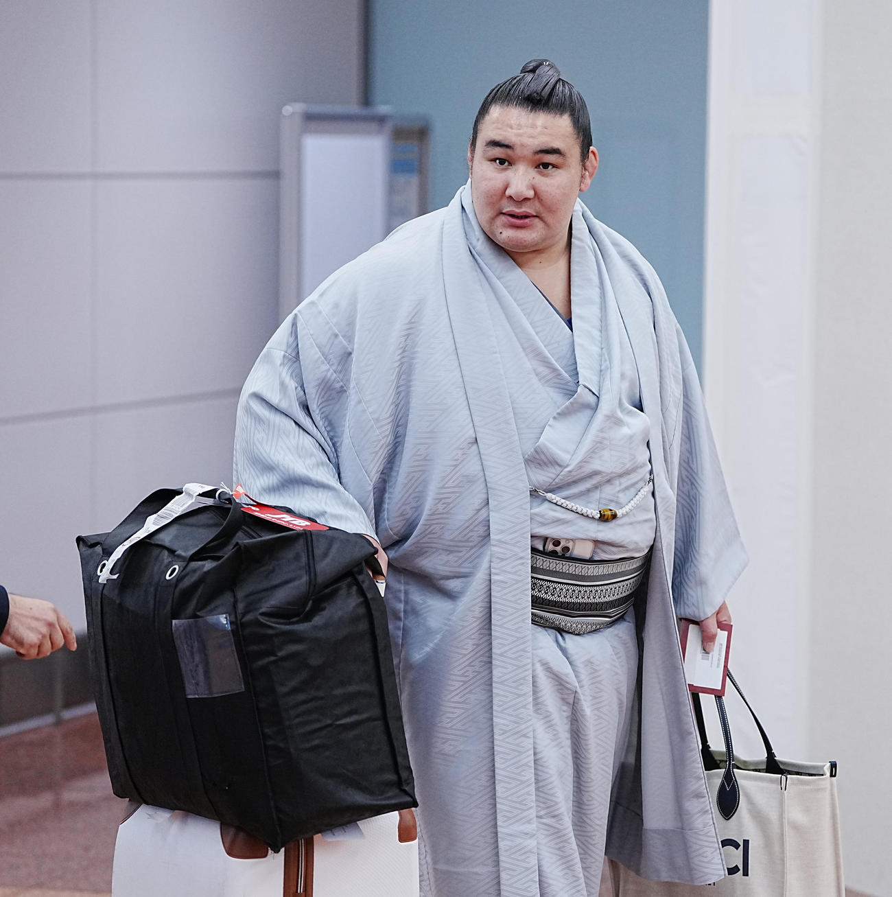 ロンドン公演から帰国した欧勝馬（撮影・小沢裕）