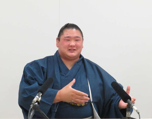 欧勝海、石川県出身13人目となる新入幕 横綱土俵入りの露払いや
