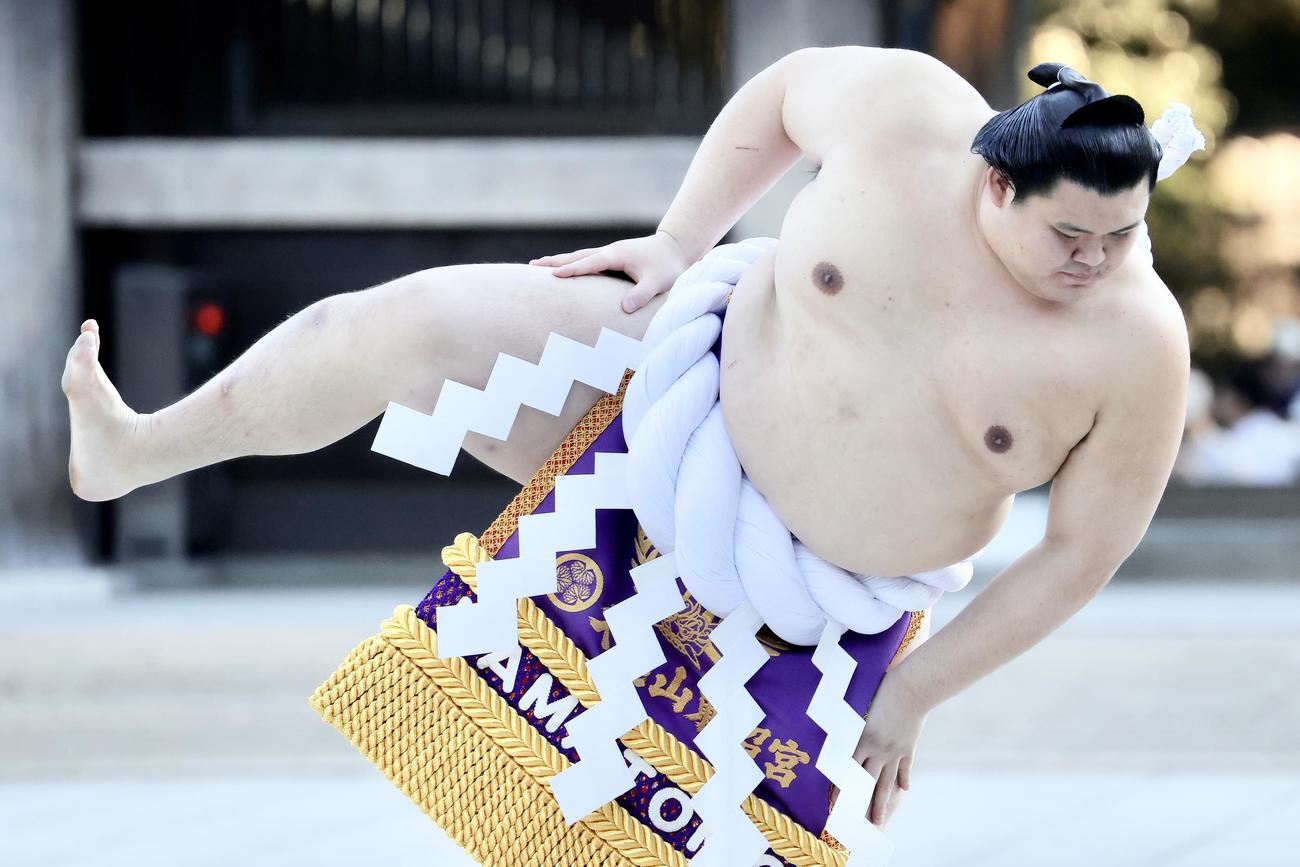 明治神宮奉納土俵入りする大の里（2026年1月撮影）