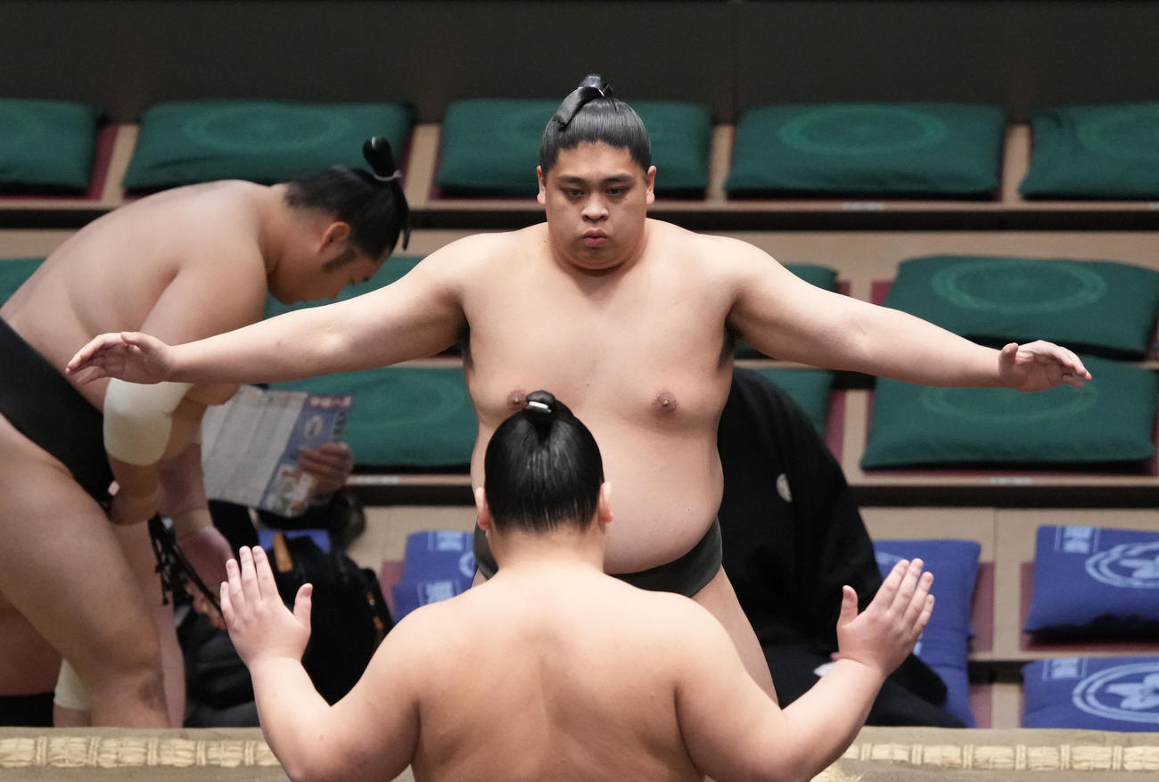 序二段の冨蘭志壽（撮影・小沢裕）