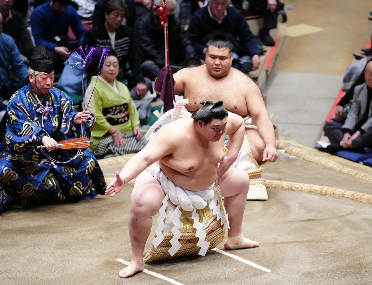 土俵入りする大の里（撮影・鈴木みどり）
