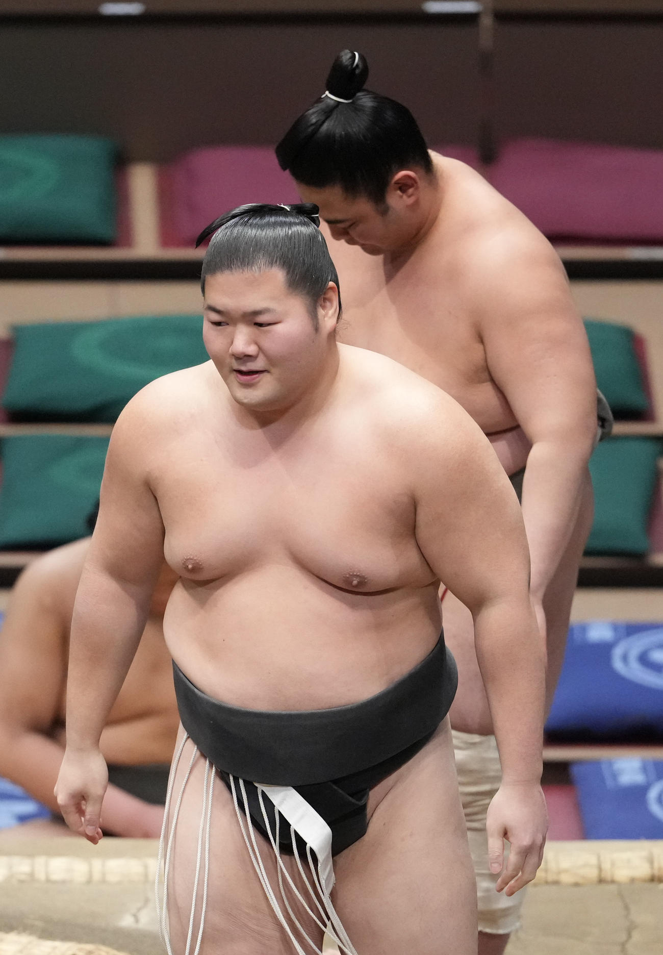 現役最後の取組を白星で飾った瀬戸豊（撮影・小沢裕）