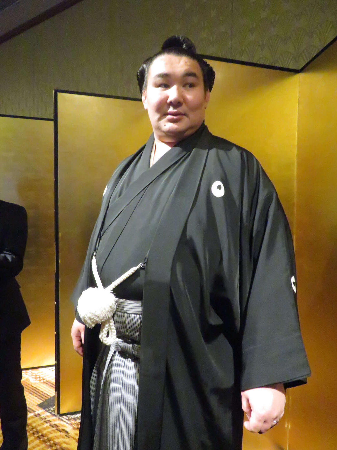 結婚披露宴に臨んだ欧勝馬。左手薬指には結婚指輪が輝いていた