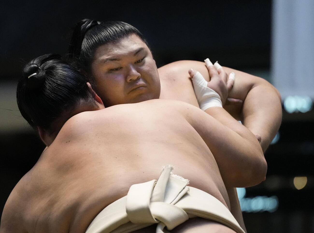 二所ノ関一門の連合稽古で、汗を流す大の里（共同）
