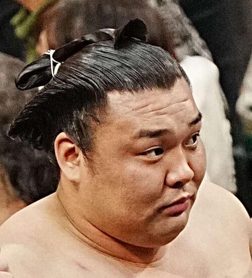 霧島の大関再昇進が確実、昇進諮る臨時理事会の招集を了承　14日目に３度目優勝決める