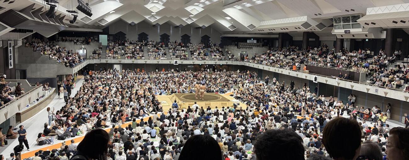 満員の観客が平戸海の誕生日を祝福した（撮影・山田遼太郎）