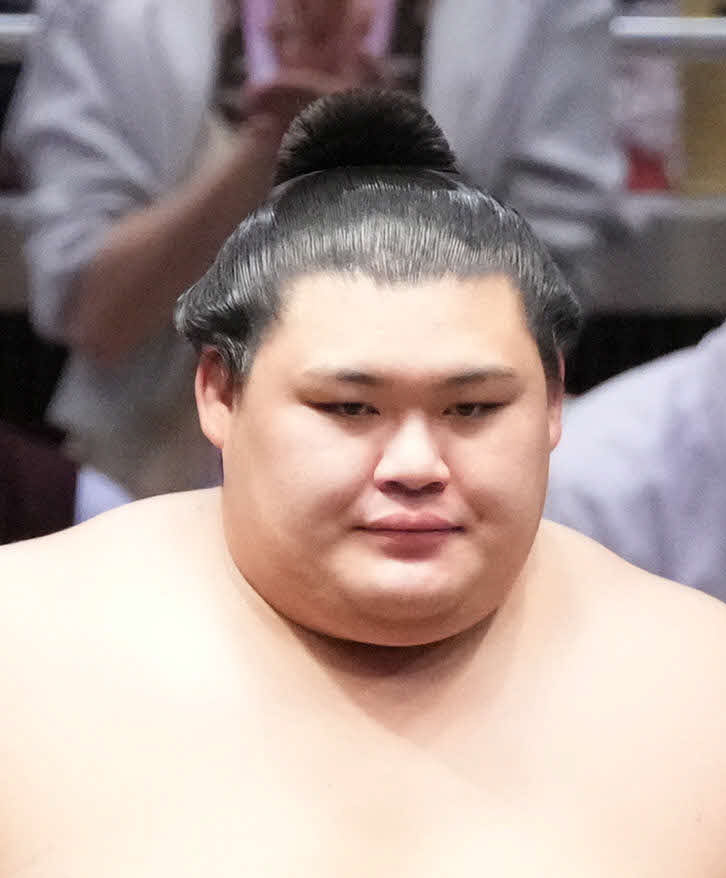 大の里