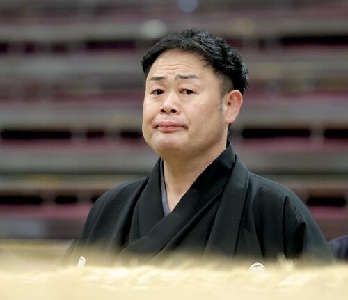垣添が前相撲2連勝し新序出世へ 相手を吹っ飛ばしてぶつけた浦風親方