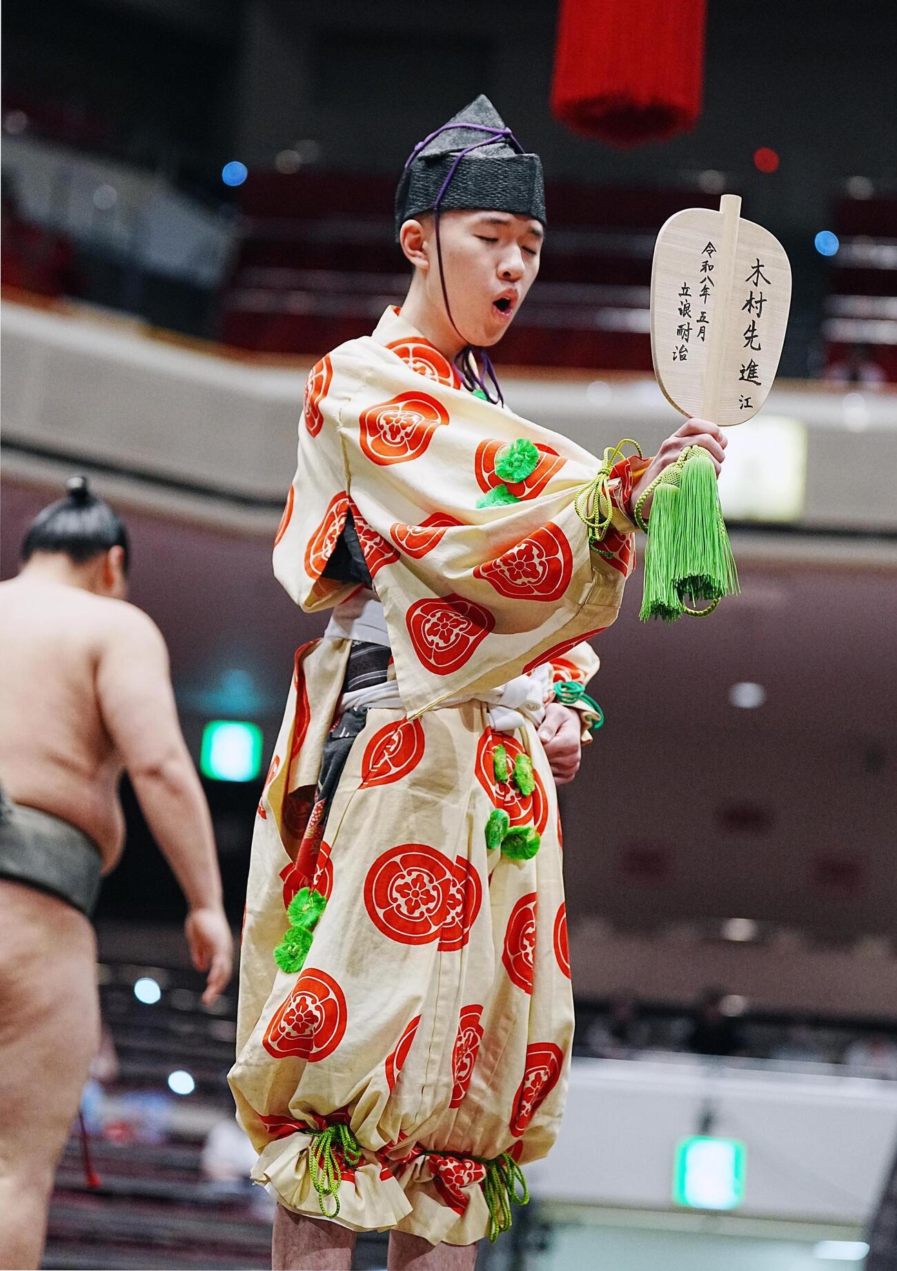 大相撲夏場所5日目　行司の木村先進（撮影・小沢裕）