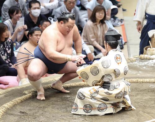 41歳玉鷲、悪夢の９連敗から２連勝「連日感動しっぱなしです」「玉鷲勝つと涙腺緩む」