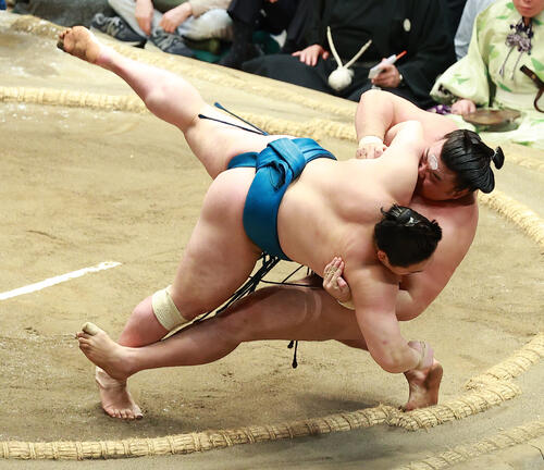 39代木村庄之助が軍配差し違え…立行司昇進後初「10年以上ないのでは