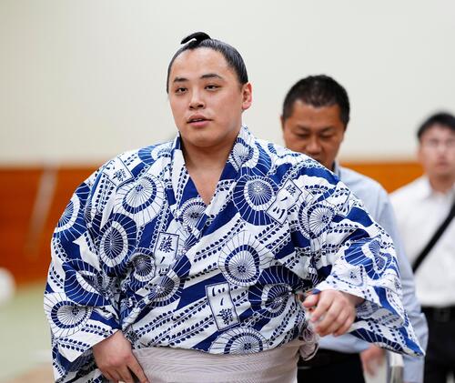 琴栄峰「勝ちはないだろうなと思った」行司軍配差し違えで3敗目