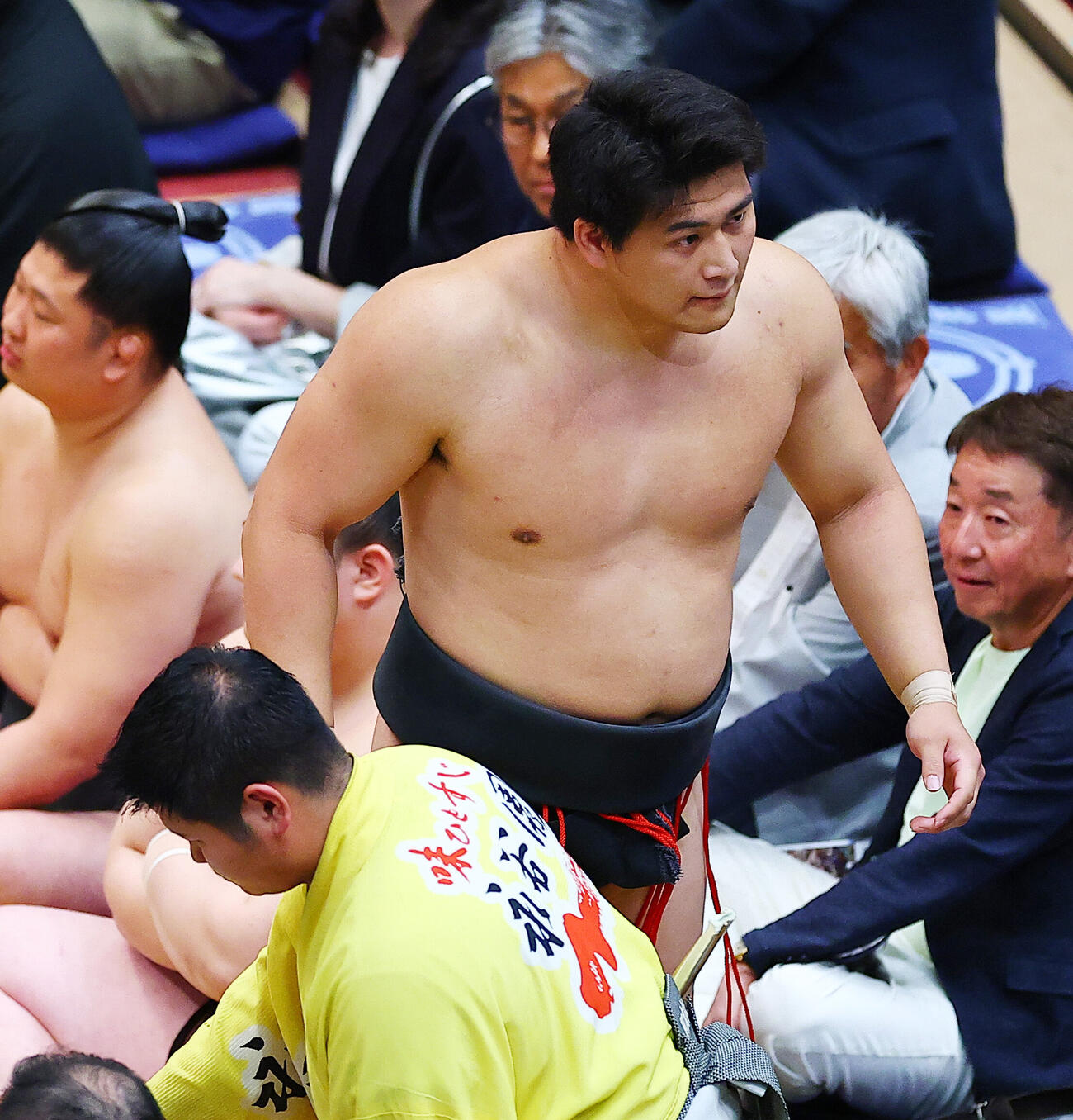 幕下優勝決定戦の1回戦で碇潟に敗れた大森（撮影・野上伸悟）