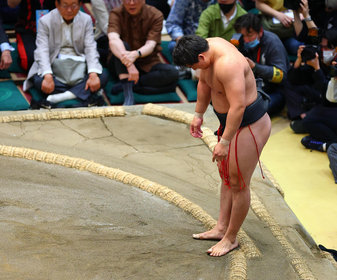 幕下優勝決定戦の1回戦で碇潟に敗れた大森（撮影・野上伸悟）