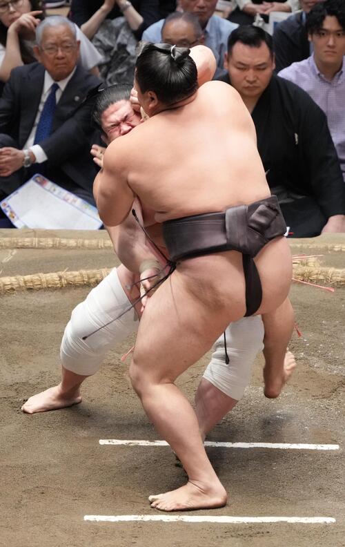 宇良、白星締めならずも4場所ぶり2ケタ勝利「十分」最後まで優勝争い
