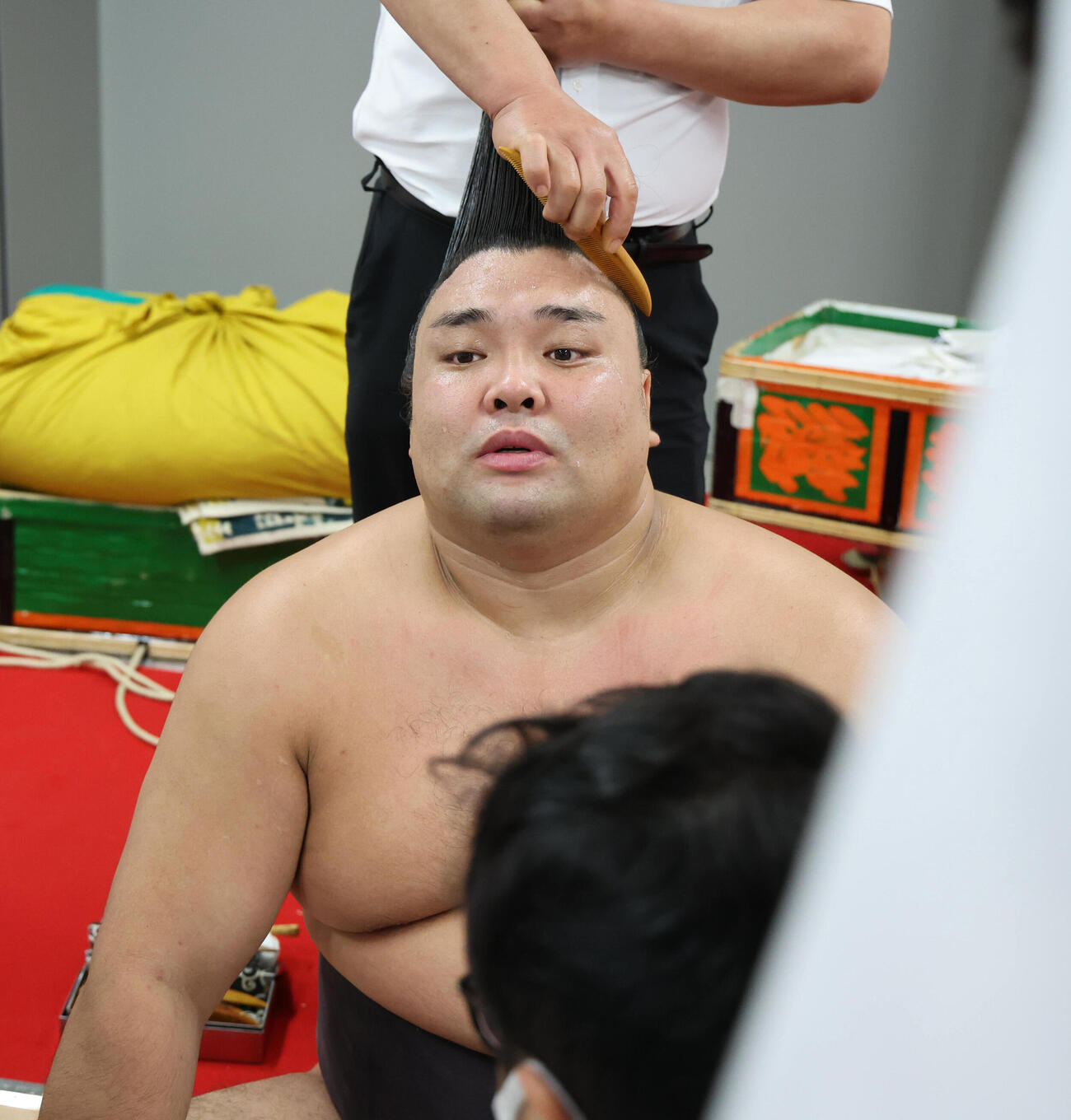 優勝決定戦に敗れた霧島（代表撮影）＝2026年7月26日、令和8年大相撲名古屋場所千秋楽　IGアリーナ
