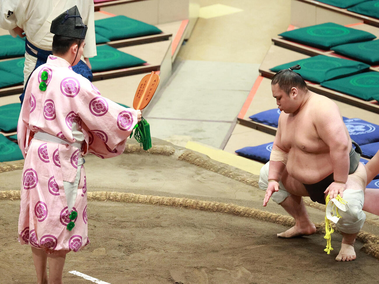 三段目優勝を決めた小林（撮影・中島郁夫）
