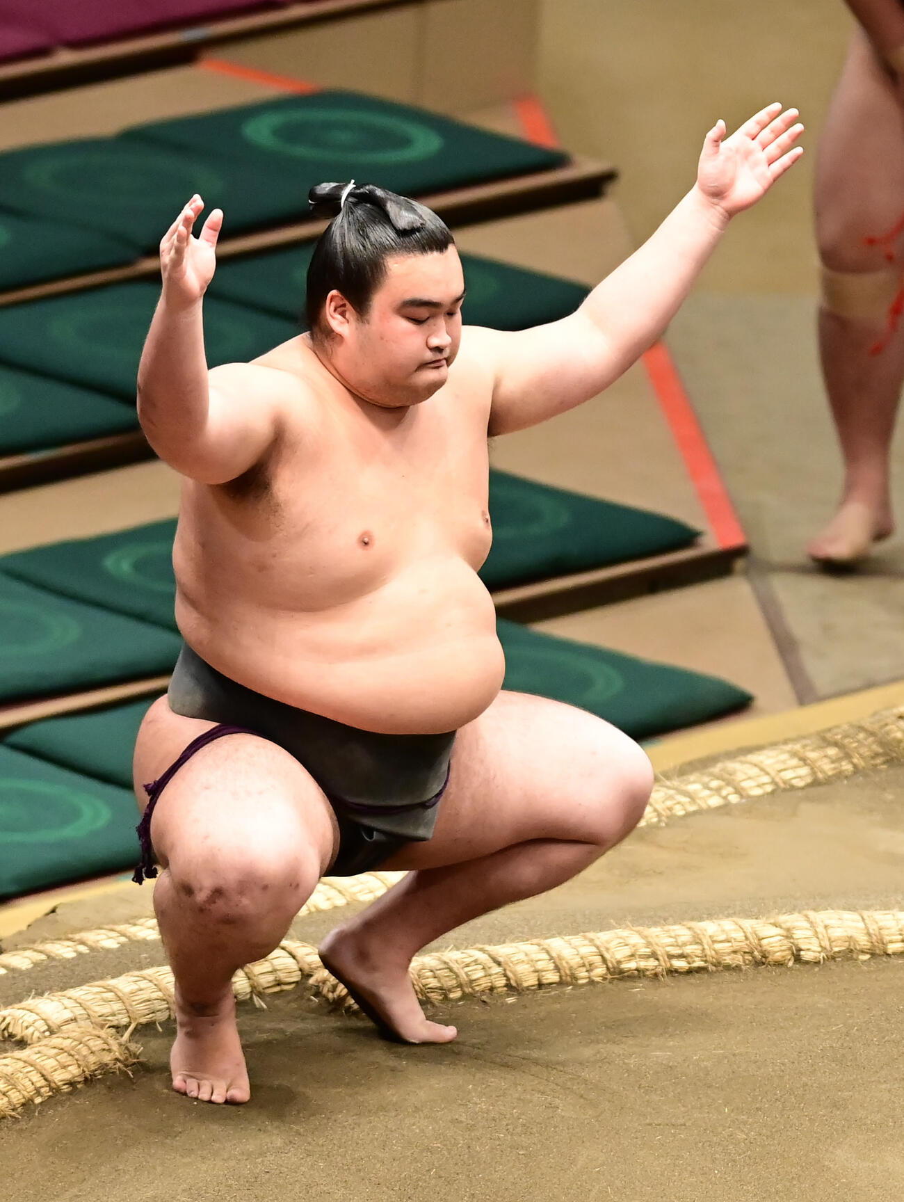 塵手水（ちりちょうず）を切る朝阪神（2022年9月15日撮影）