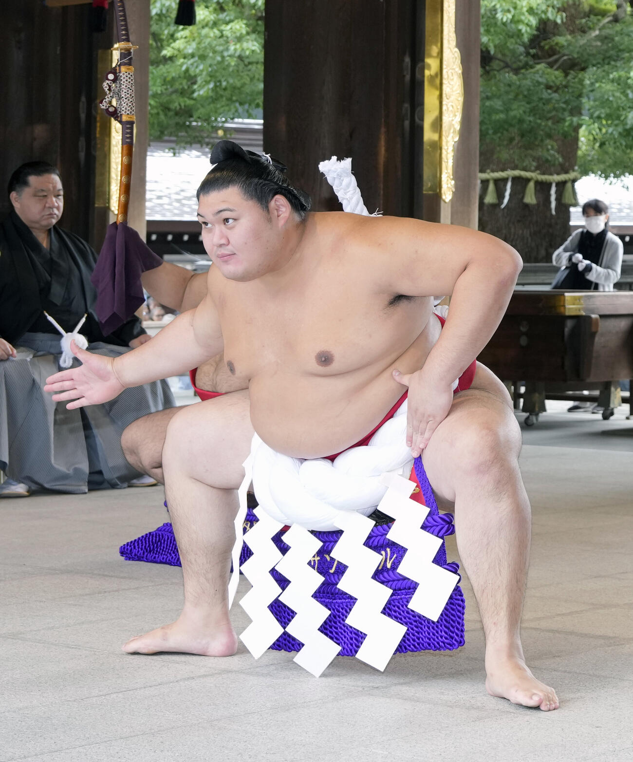 明治神宮奉納土俵入りに臨む大の里（撮影・小島史椰）