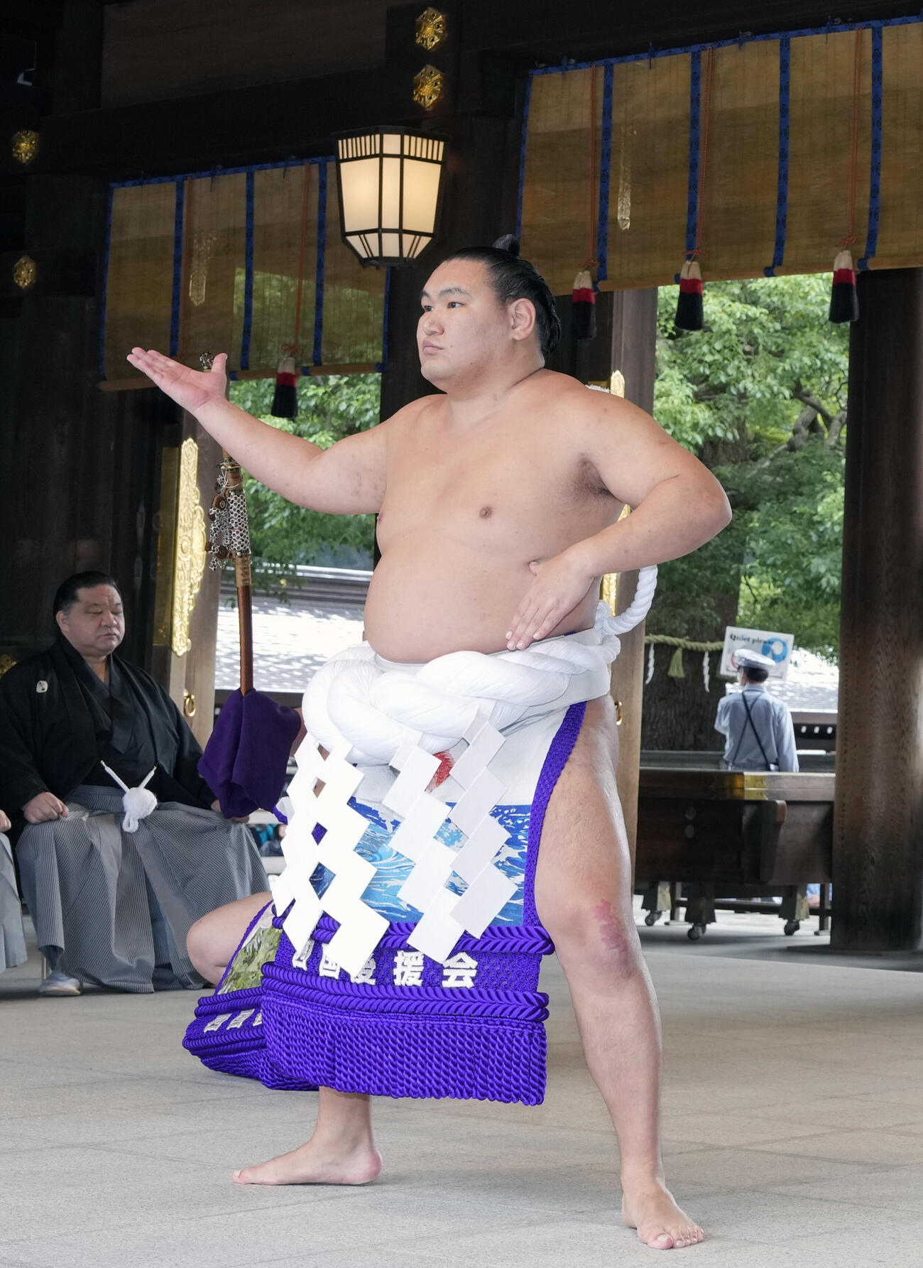 明治神宮奉納土俵入りに臨む豊昇龍（撮影・小島史椰）