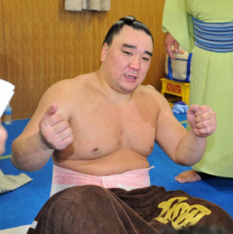 日馬富士、白鵬の珍手を09年朝青龍から食らった - 大相撲 : 日刊スポーツ