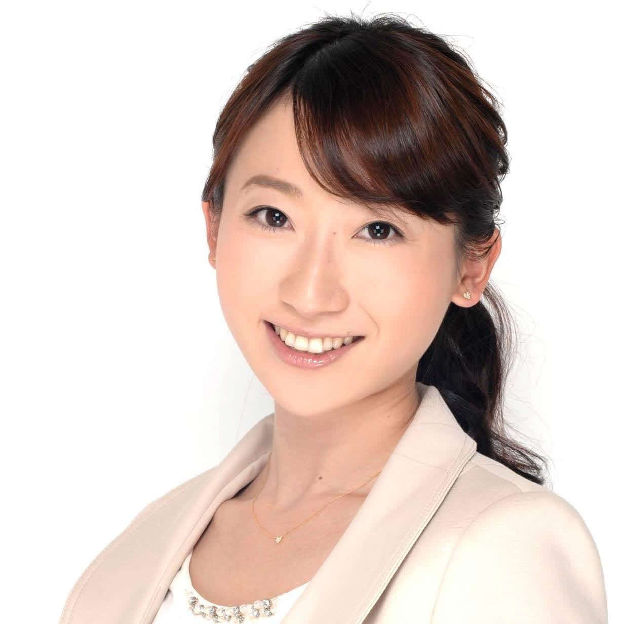 岩瀬保奈美氏