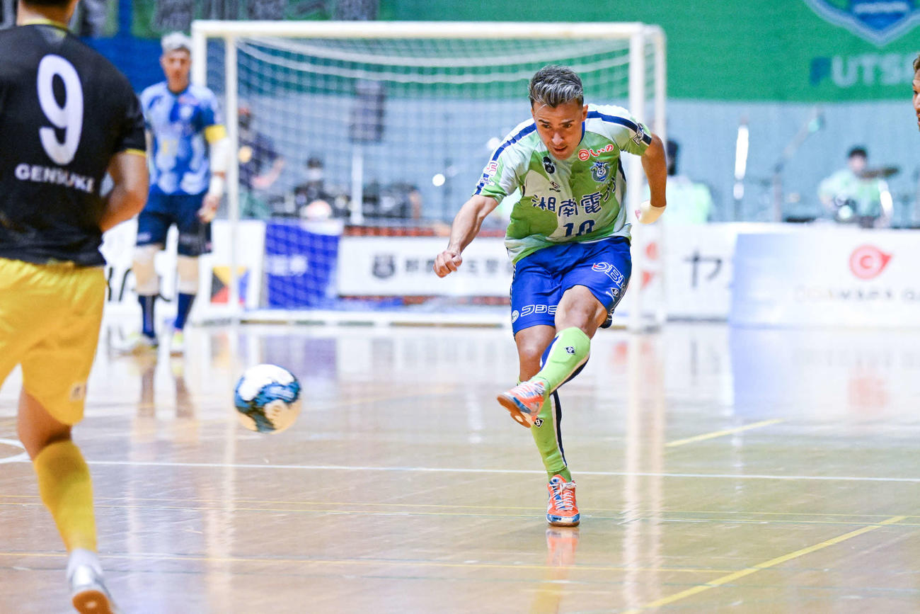 FKで勝ち越し弾を挙げた湘南のロドリゴ　ⓒF．LEAGUE