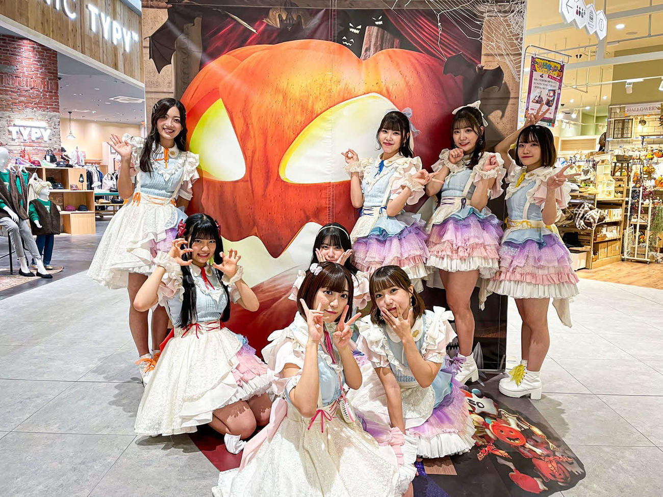 アイドルグループ「iSPY」