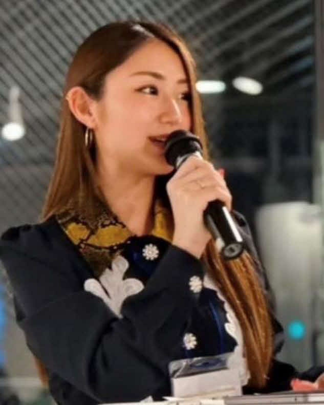 室井香南氏