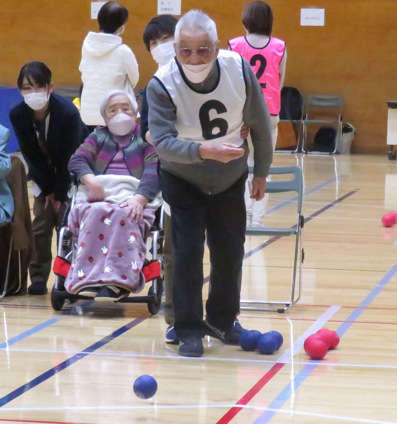 最高齢の104歳で参加した桂武さん