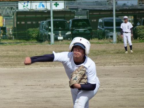 足立 トス上げやすい 当たれば危険硬球の怖さ再認識する!! - 輝け