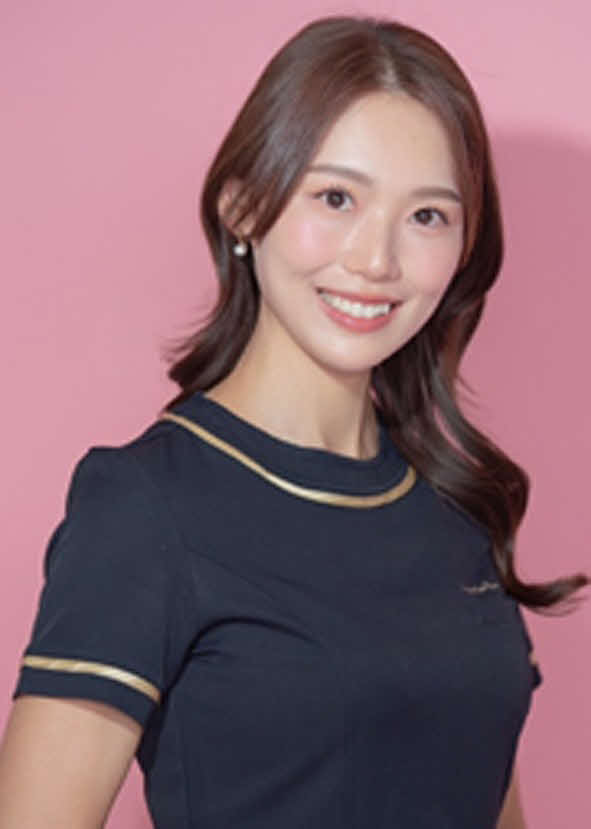 大泉利紗氏