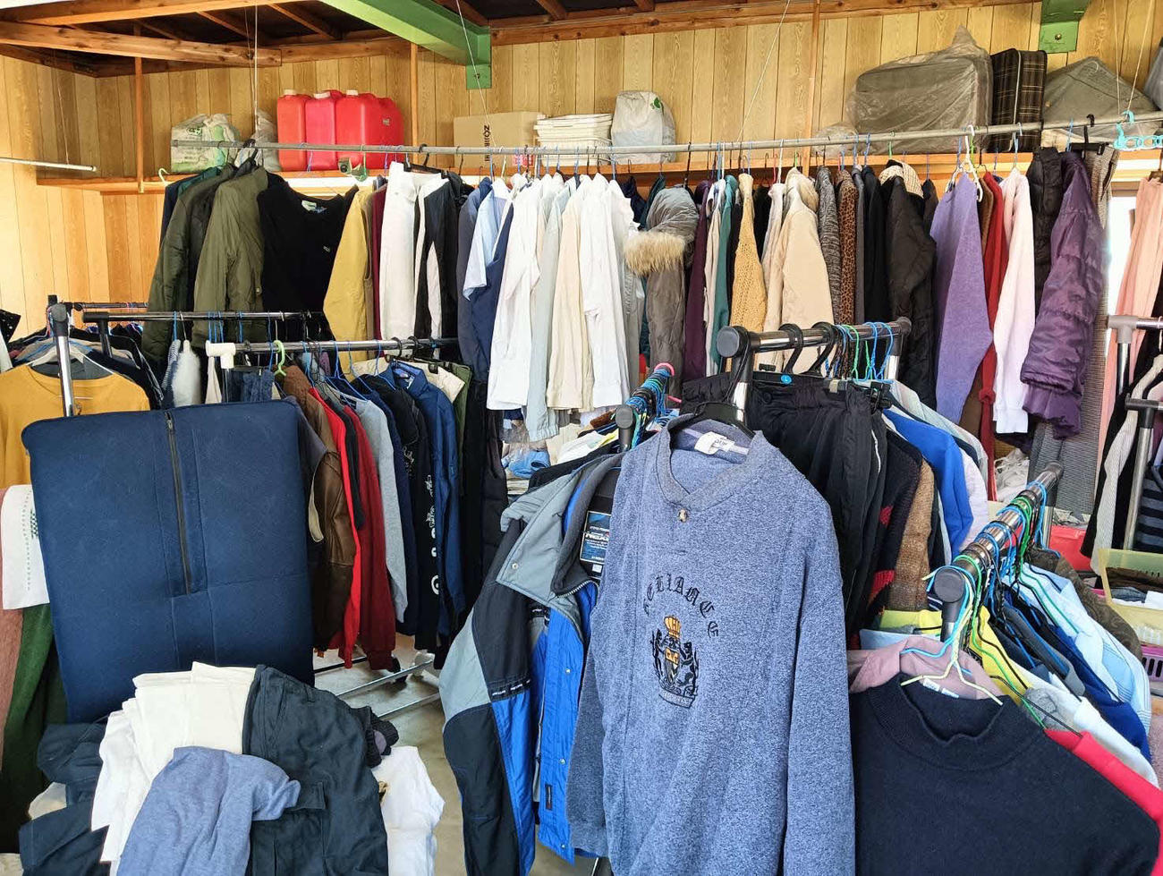 リサイクルショップふれあいの店内