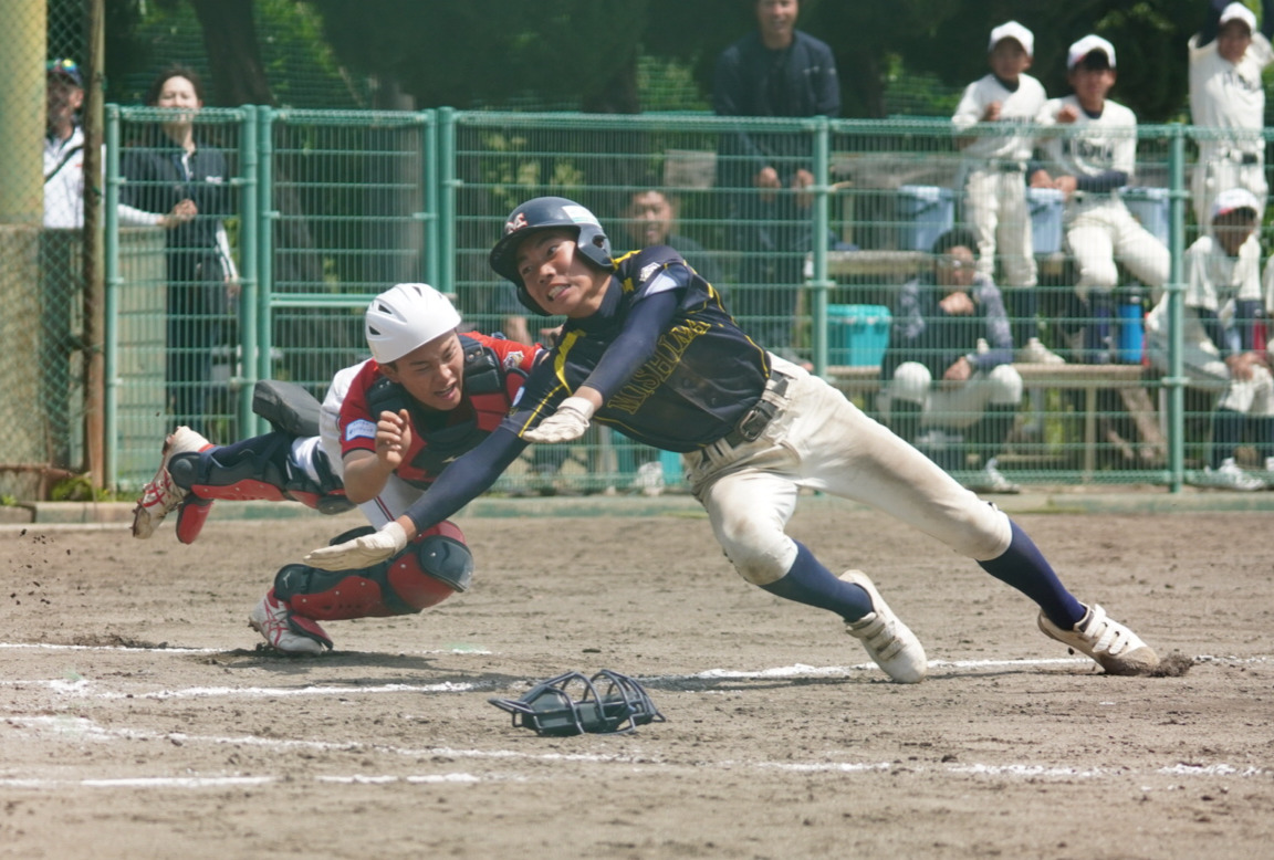 三島は懸命にホームを目指したが、届かなかった