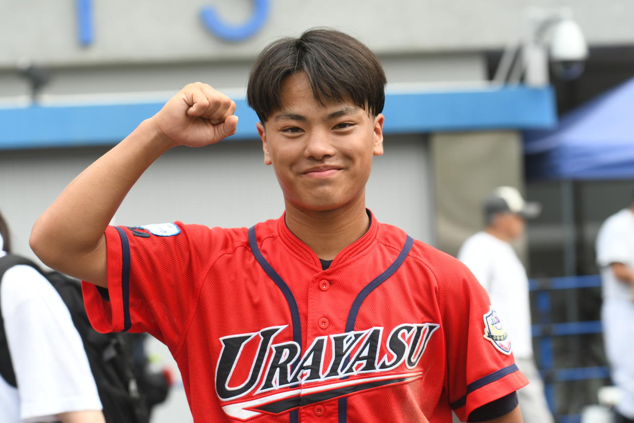 浦安の柏木。ごめん、バックホームの瞬間は、撮影ができなかったんだよ…。ナイスプレーでした（撮影・久我悟）
