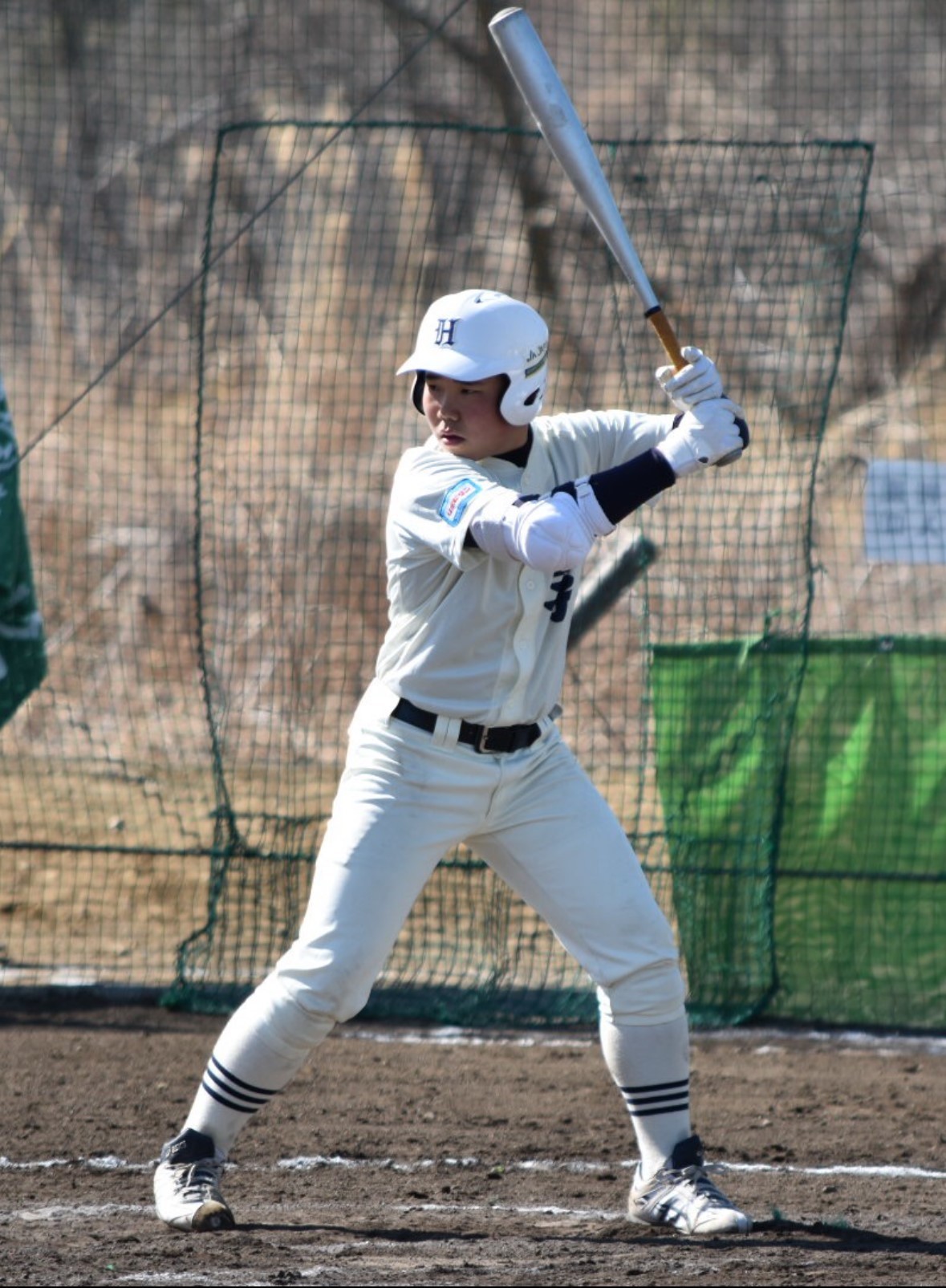 八王子シニア時代から安定した構えの小田（八王子シニア提供）