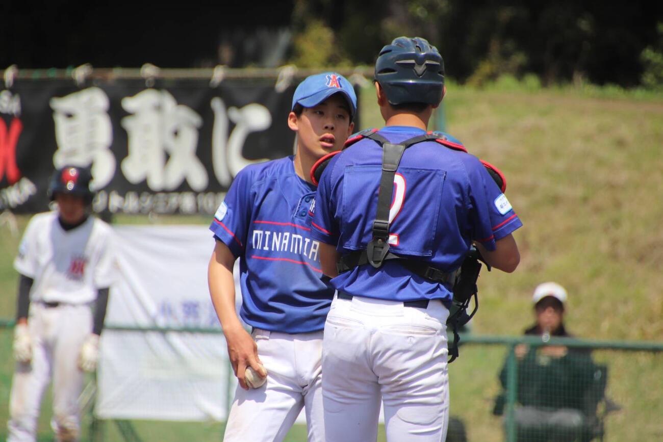 南アルプスは投手3人、捕手2人が力を合わせた