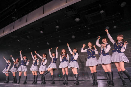 千秋楽公演を行ったチームG。右から5人目は山口真帆（Ｃ）ＡＫＳ